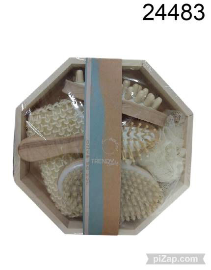 Imagen de SET DE BAÑO TRENDY CEPILLOS Y ESPONJA 20X6CM 5.25